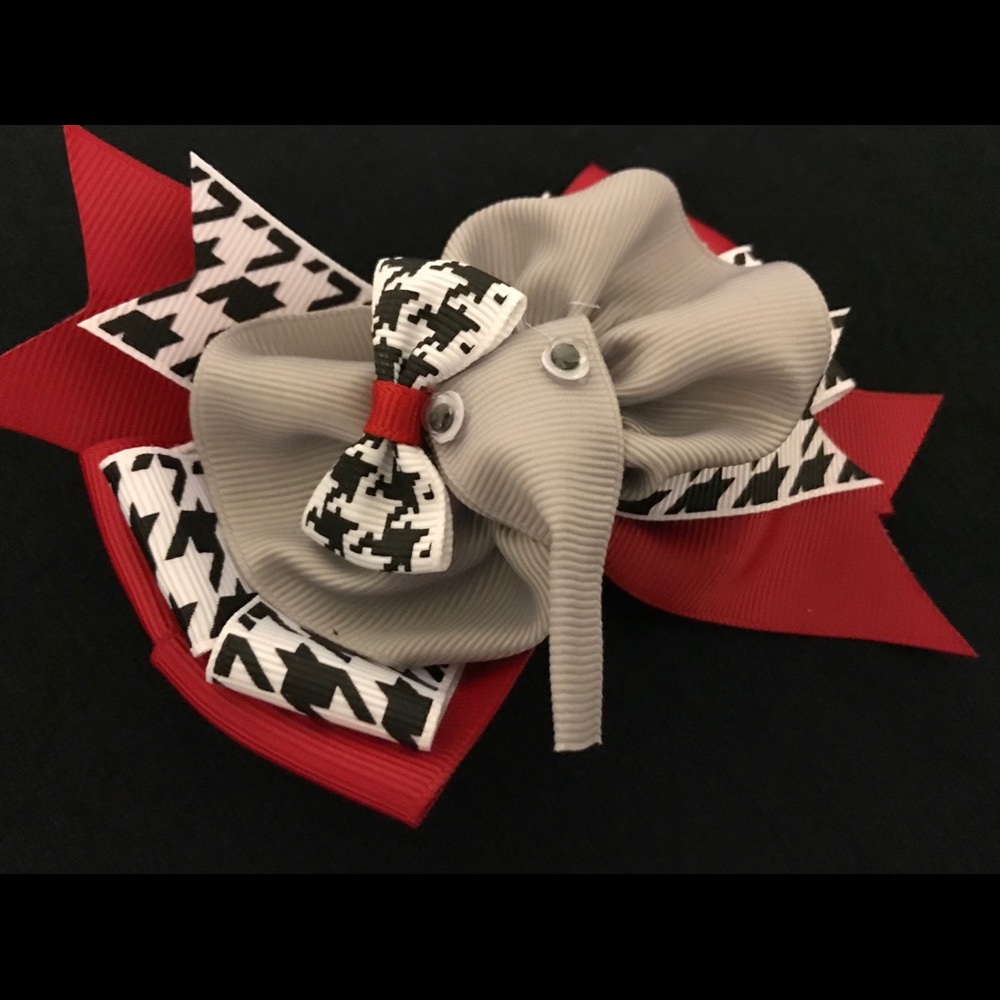 Custom bows - Picture 1 of 3